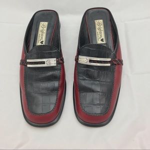 Brighton slip on leather shoes size 6.5M clogs